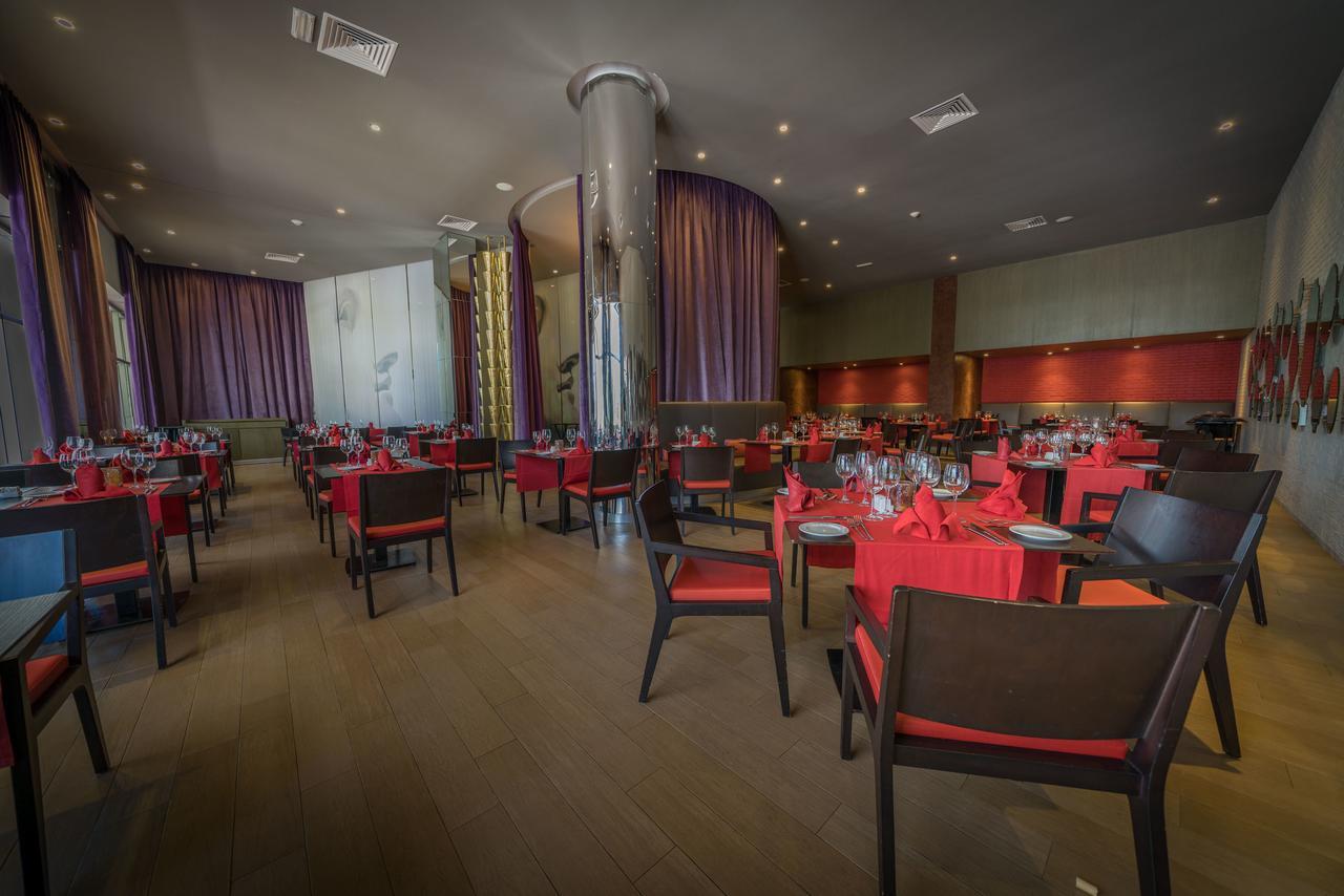 Platinum Yucatan Princess Adults Only Playa del Carmen Zewnętrze zdjęcie The restaurant