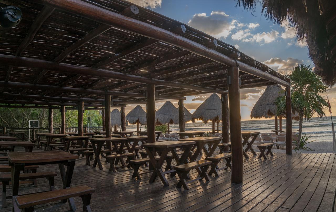 Platinum Yucatan Princess Adults Only Playa del Carmen Zewnętrze zdjęcie Restaurant at the beach